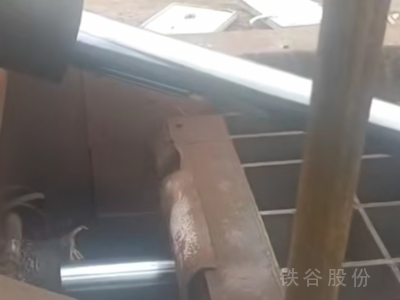 江陰250噸江陰產1.4×2米打包機圖6