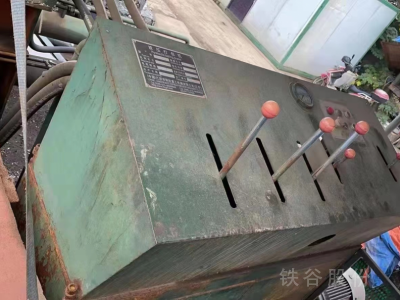 19年底江陰產250噸打包機，單主缸手動圖4