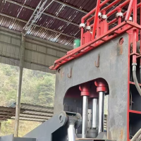 準新機400噸一米四刀口龍門剪，安裝少用，帶油出售