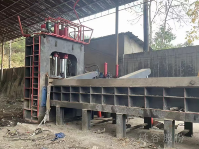 準新機400噸一米四刀口龍門剪，安裝少用，帶油出售圖4