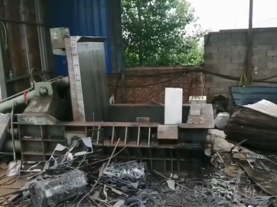 江陰巨州200噸打包機 料箱1800/1400包塊350八角圖4
