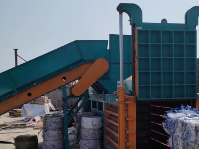 二手160或200噸的廢紙打包機(jī)圖1