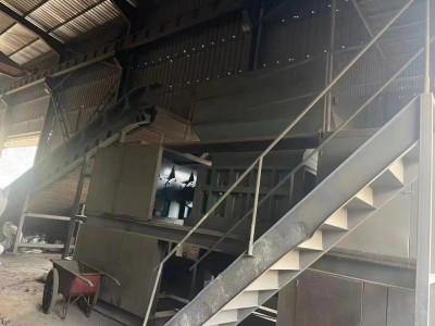 出售9.5成新江陰廣廈破碎機一套，450型破碎機 1600撕碎機， 雙110kw電機圖1