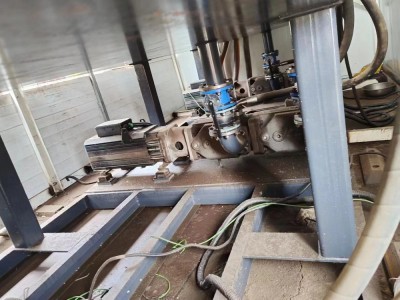 轉讓23年江陰產1500噸打包機圖1